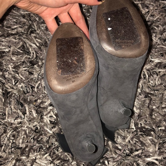 Vera Wang booties size 8 - Picture 4 of 8